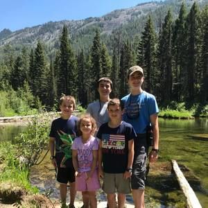 Meet your Posher, Tracy